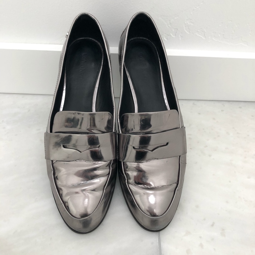 Calvin Klein Celia Silver Loafer SZ 9.5
